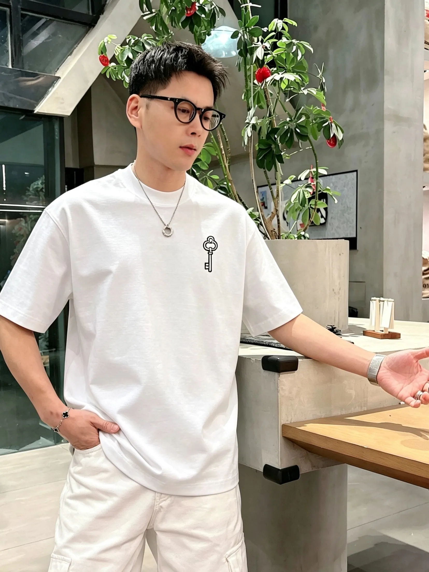 H*rmes 2026 New Arrival Original T 🔥🔥Hot Sale✨✨Premium Quality OS ✨✨ logo🐎 100% Factory Size：S-3XL（ 220 ) Black White